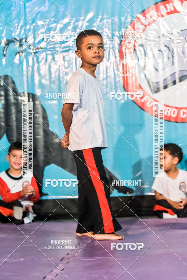 Buy your photos of the eventApresenta��o de Capoeira e Ju Jitsu 2019 on Fotop