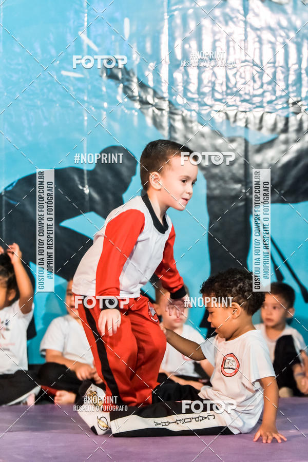 Buy your photos of the eventApresenta��o de Capoeira e Ju Jitsu 2019 on Fotop