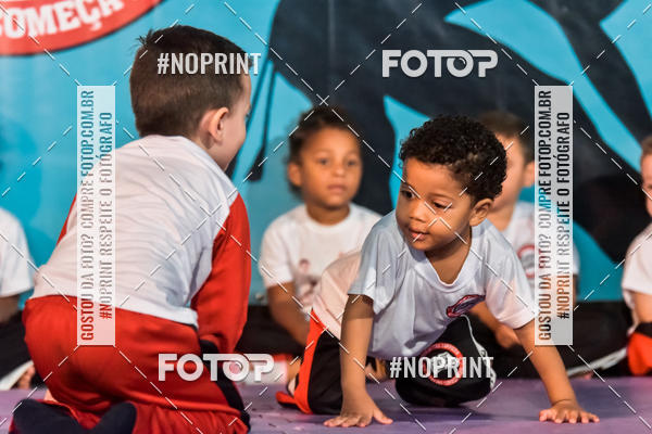 Buy your photos of the eventApresenta��o de Capoeira e Ju Jitsu 2019 on Fotop