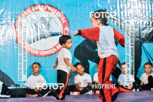 Buy your photos of the eventApresenta��o de Capoeira e Ju Jitsu 2019 on Fotop