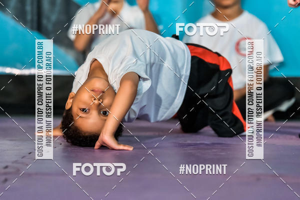 Buy your photos of the eventApresenta��o de Capoeira e Ju Jitsu 2019 on Fotop