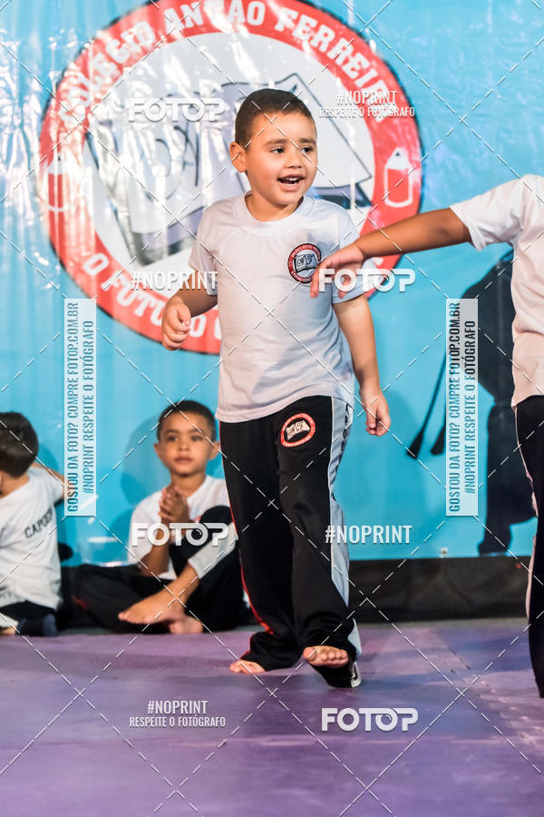 Buy your photos of the eventApresenta��o de Capoeira e Ju Jitsu 2019 on Fotop