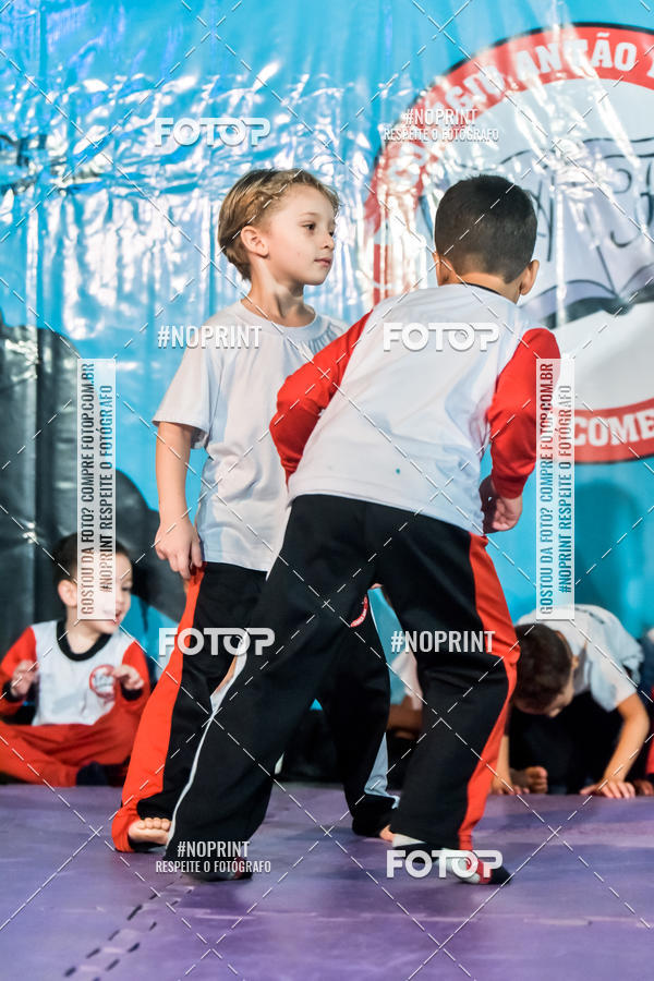 Buy your photos of the eventApresenta��o de Capoeira e Ju Jitsu 2019 on Fotop
