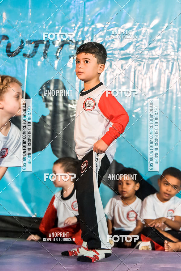 Buy your photos of the eventApresenta��o de Capoeira e Ju Jitsu 2019 on Fotop