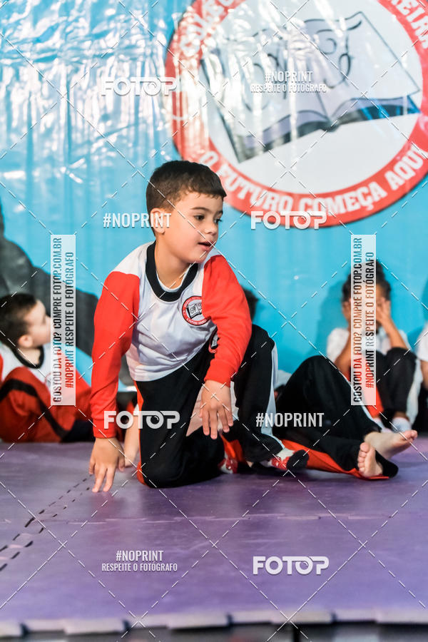 Buy your photos of the eventApresenta��o de Capoeira e Ju Jitsu 2019 on Fotop