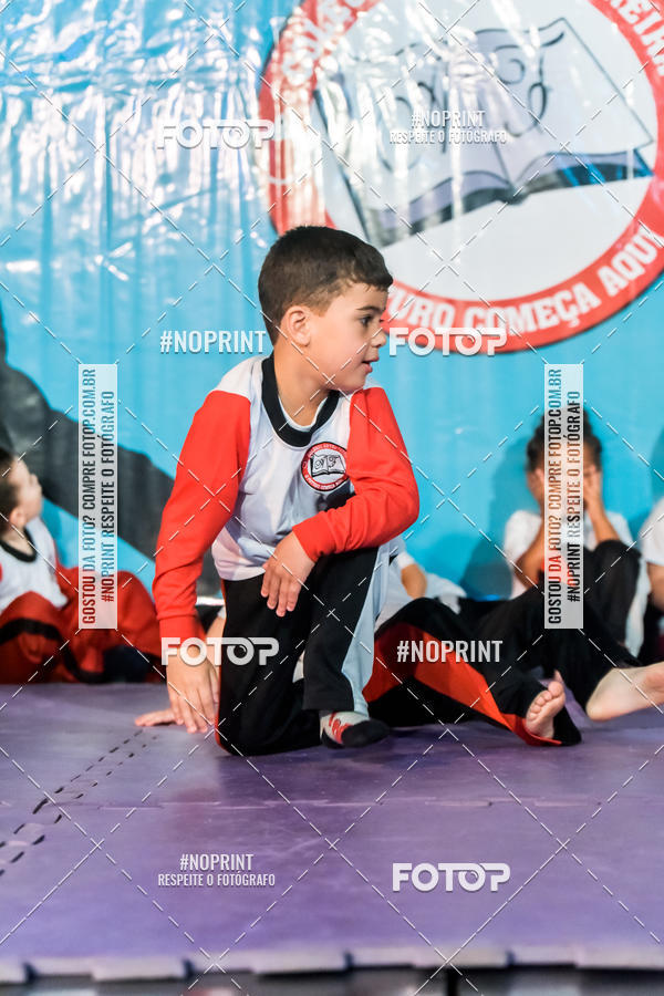 Buy your photos of the eventApresenta��o de Capoeira e Ju Jitsu 2019 on Fotop