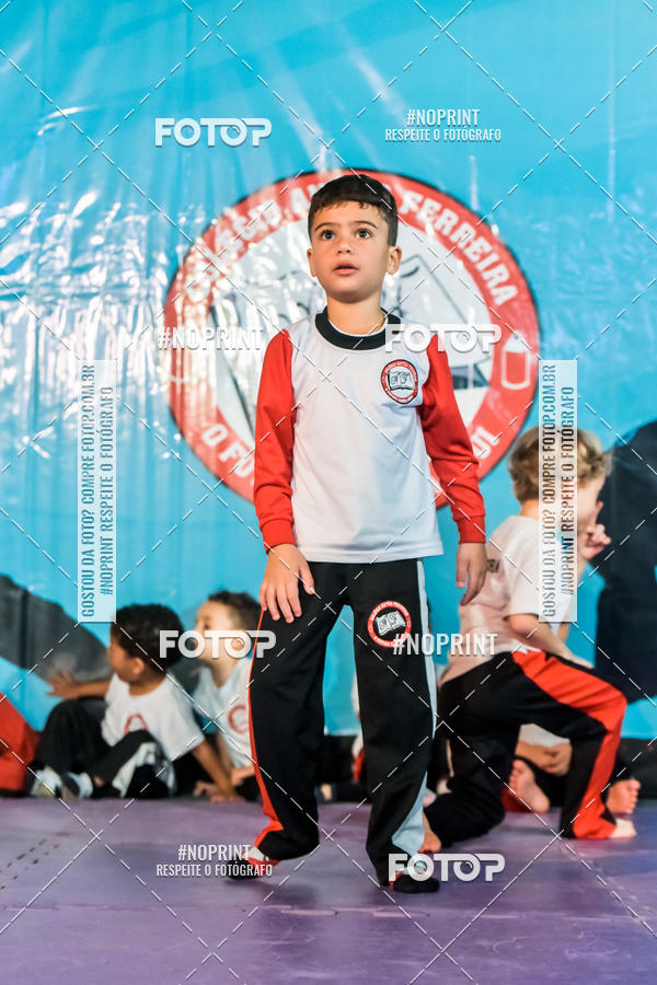 Buy your photos of the eventApresenta��o de Capoeira e Ju Jitsu 2019 on Fotop
