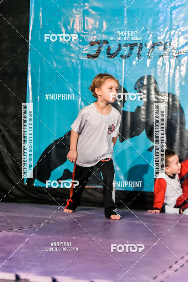 Buy your photos of the eventApresenta��o de Capoeira e Ju Jitsu 2019 on Fotop