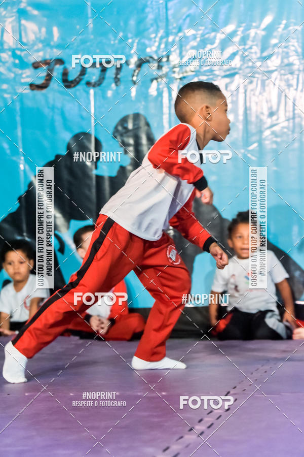 Buy your photos of the eventApresenta��o de Capoeira e Ju Jitsu 2019 on Fotop