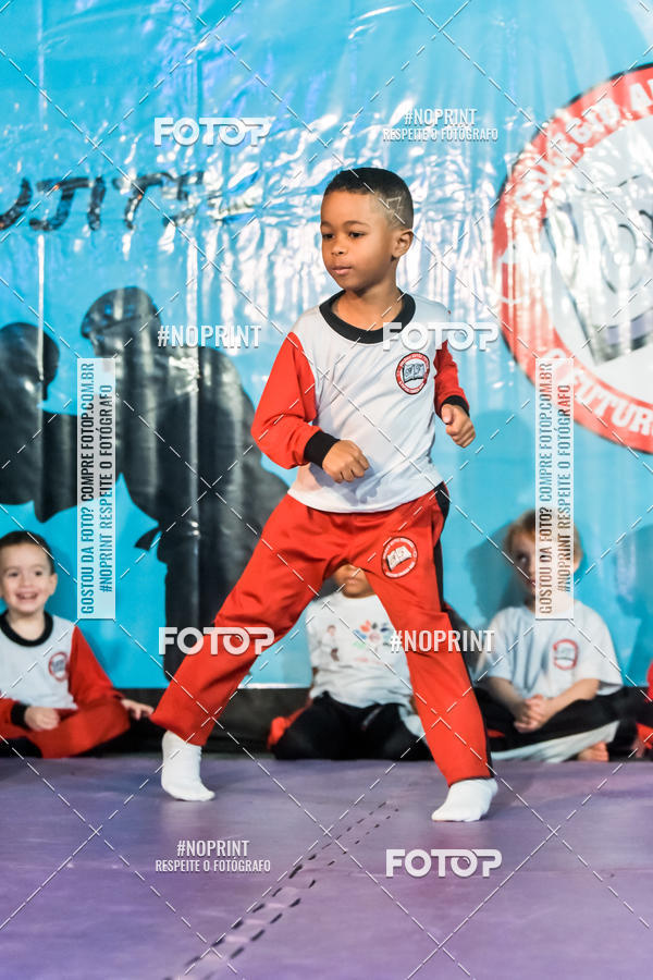 Buy your photos of the eventApresenta��o de Capoeira e Ju Jitsu 2019 on Fotop