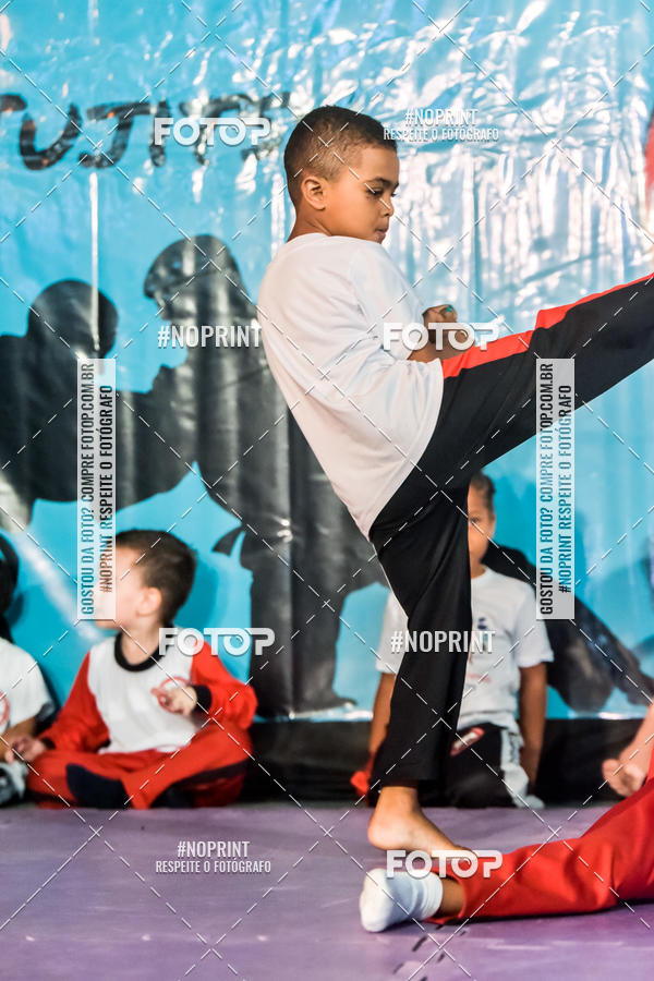 Buy your photos of the eventApresenta��o de Capoeira e Ju Jitsu 2019 on Fotop