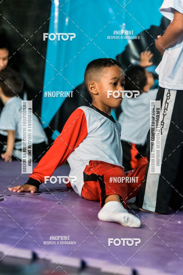 Buy your photos of the eventApresenta��o de Capoeira e Ju Jitsu 2019 on Fotop