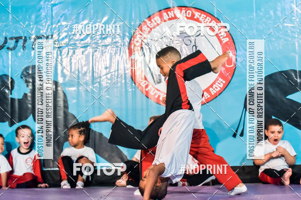Buy your photos of the eventApresenta��o de Capoeira e Ju Jitsu 2019 on Fotop