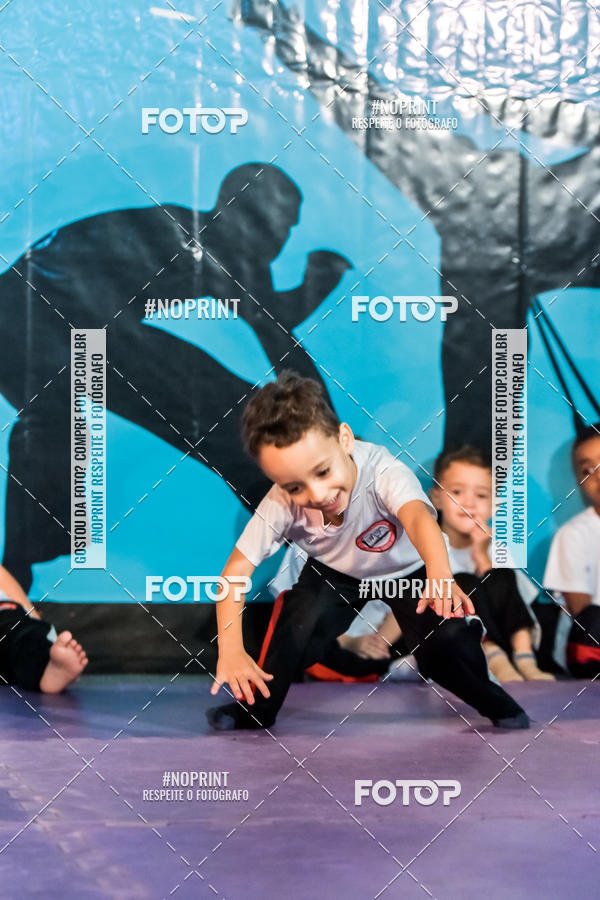 Buy your photos of the eventApresenta��o de Capoeira e Ju Jitsu 2019 on Fotop
