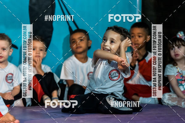 Buy your photos of the eventApresenta��o de Capoeira e Ju Jitsu 2019 on Fotop