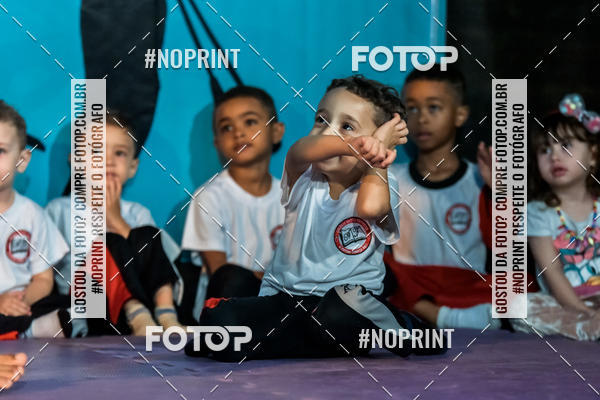 Buy your photos of the eventApresenta��o de Capoeira e Ju Jitsu 2019 on Fotop