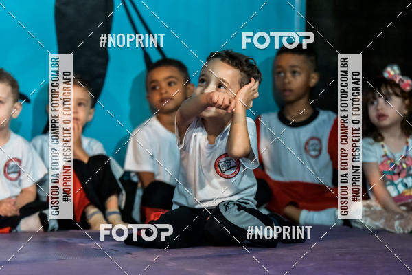 Buy your photos of the eventApresenta��o de Capoeira e Ju Jitsu 2019 on Fotop