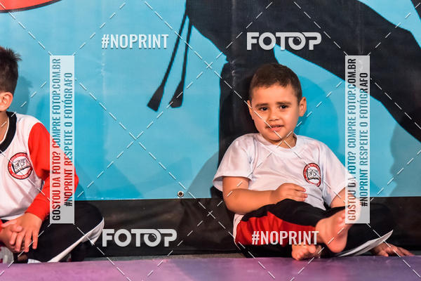 Buy your photos of the eventApresenta��o de Capoeira e Ju Jitsu 2019 on Fotop