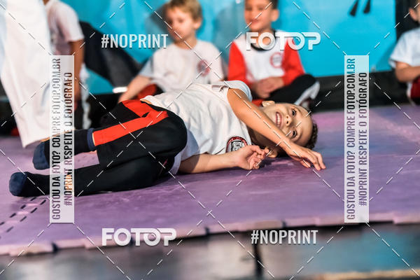 Buy your photos of the eventApresenta��o de Capoeira e Ju Jitsu 2019 on Fotop