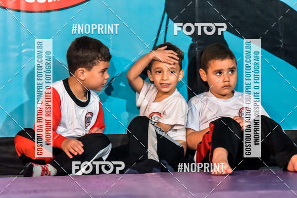 Buy your photos of the eventApresenta��o de Capoeira e Ju Jitsu 2019 on Fotop
