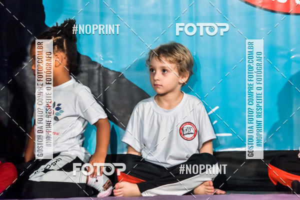 Buy your photos of the eventApresenta��o de Capoeira e Ju Jitsu 2019 on Fotop