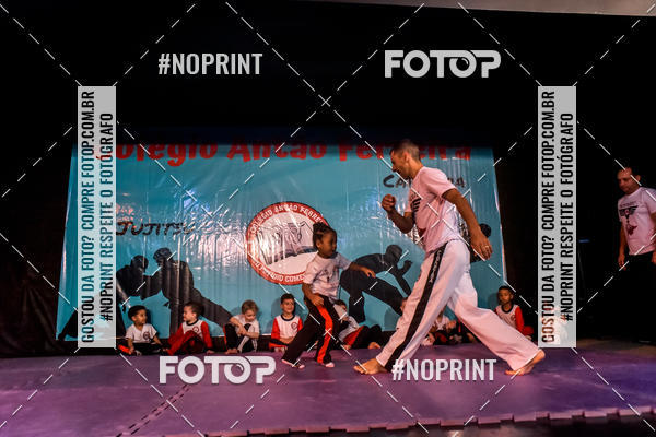Buy your photos of the eventApresenta��o de Capoeira e Ju Jitsu 2019 on Fotop
