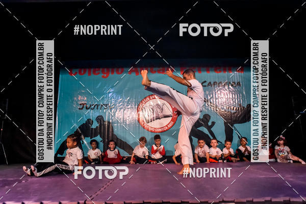 Buy your photos of the eventApresenta��o de Capoeira e Ju Jitsu 2019 on Fotop