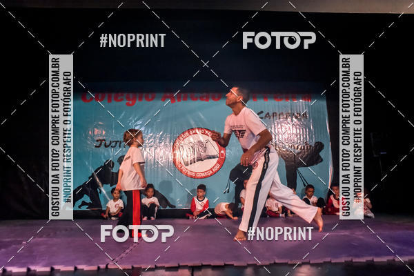 Buy your photos of the eventApresenta��o de Capoeira e Ju Jitsu 2019 on Fotop