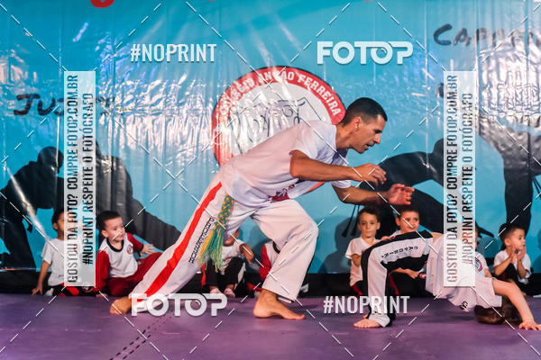 Buy your photos of the eventApresenta��o de Capoeira e Ju Jitsu 2019 on Fotop