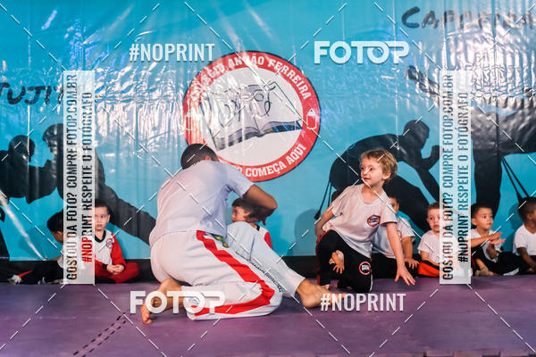 Buy your photos of the eventApresenta��o de Capoeira e Ju Jitsu 2019 on Fotop