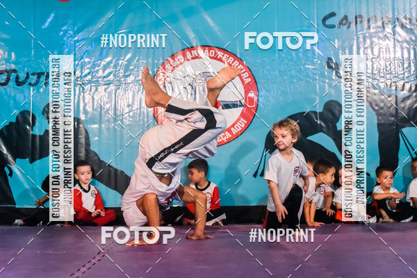Buy your photos of the eventApresenta��o de Capoeira e Ju Jitsu 2019 on Fotop