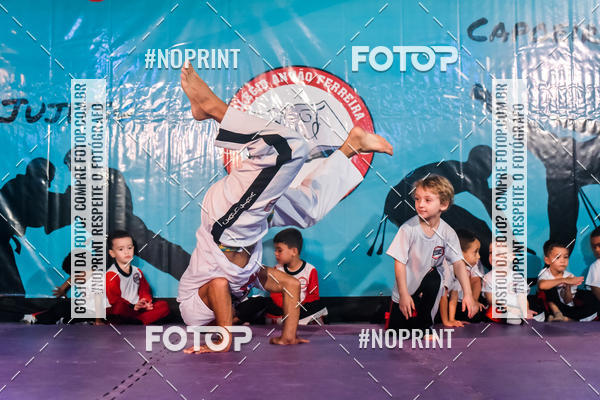 Buy your photos of the eventApresenta��o de Capoeira e Ju Jitsu 2019 on Fotop