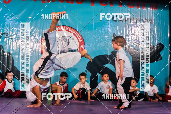 Buy your photos of the eventApresenta��o de Capoeira e Ju Jitsu 2019 on Fotop