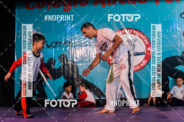 Buy your photos of the eventApresenta��o de Capoeira e Ju Jitsu 2019 on Fotop