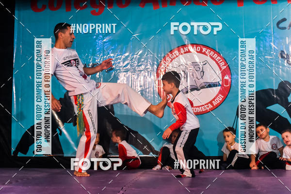Buy your photos of the eventApresenta��o de Capoeira e Ju Jitsu 2019 on Fotop