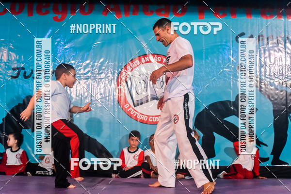 Buy your photos of the eventApresenta��o de Capoeira e Ju Jitsu 2019 on Fotop