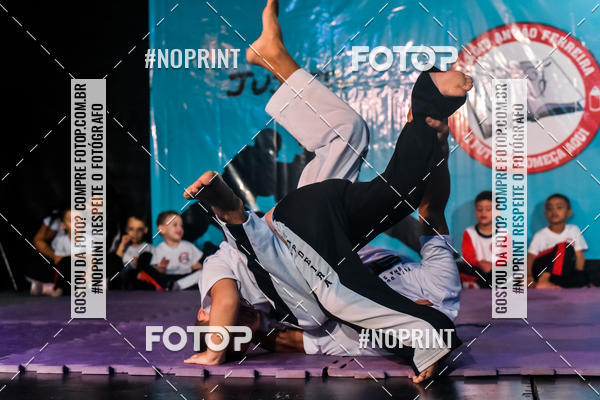 Buy your photos of the eventApresenta��o de Capoeira e Ju Jitsu 2019 on Fotop
