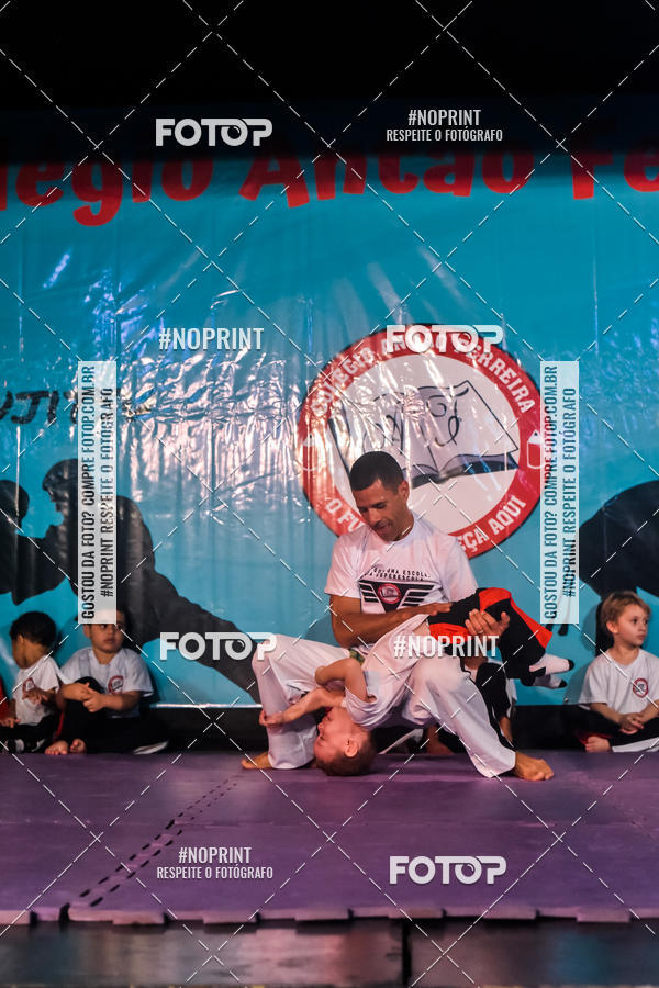 Buy your photos of the eventApresenta��o de Capoeira e Ju Jitsu 2019 on Fotop