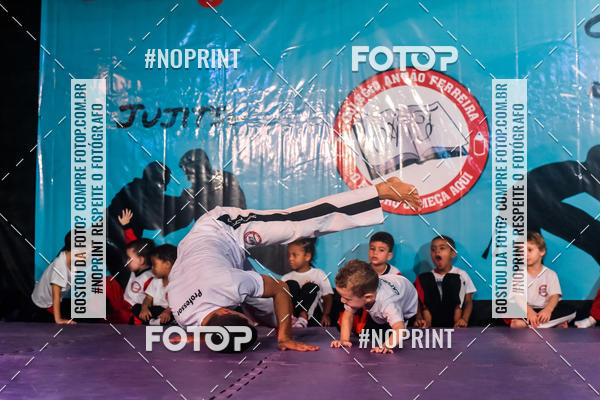 Buy your photos of the eventApresenta��o de Capoeira e Ju Jitsu 2019 on Fotop