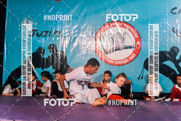 Buy your photos of the eventApresenta��o de Capoeira e Ju Jitsu 2019 on Fotop