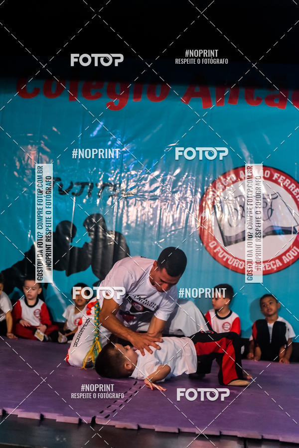 Buy your photos of the eventApresenta��o de Capoeira e Ju Jitsu 2019 on Fotop