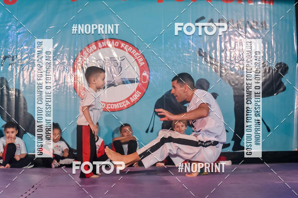 Buy your photos of the eventApresenta��o de Capoeira e Ju Jitsu 2019 on Fotop