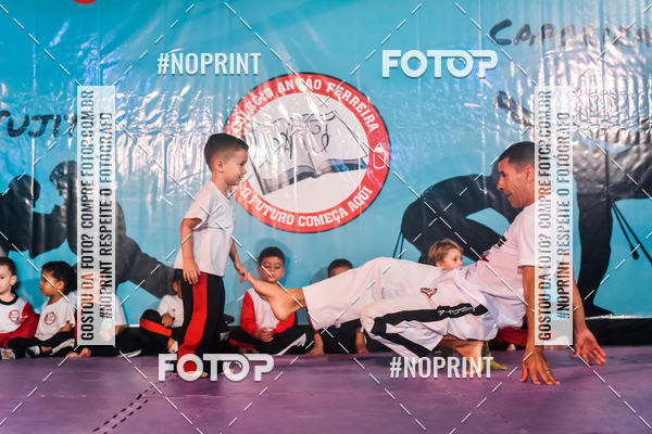 Buy your photos of the eventApresenta��o de Capoeira e Ju Jitsu 2019 on Fotop