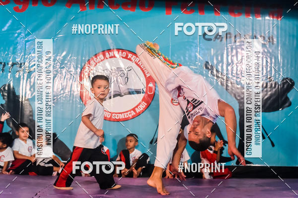 Buy your photos of the eventApresenta��o de Capoeira e Ju Jitsu 2019 on Fotop