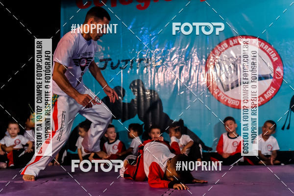 Buy your photos of the eventApresenta��o de Capoeira e Ju Jitsu 2019 on Fotop