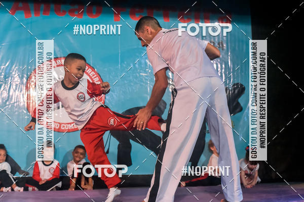 Buy your photos of the eventApresenta��o de Capoeira e Ju Jitsu 2019 on Fotop