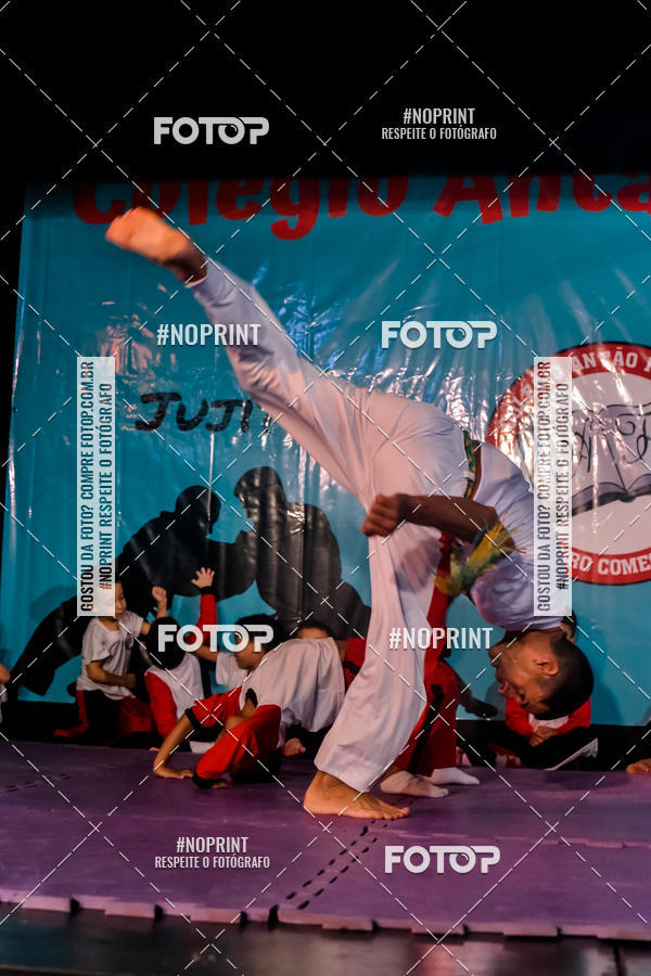 Buy your photos of the eventApresenta��o de Capoeira e Ju Jitsu 2019 on Fotop