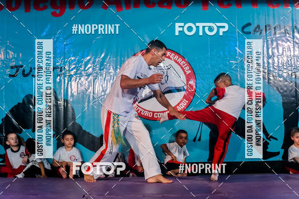 Buy your photos of the eventApresenta��o de Capoeira e Ju Jitsu 2019 on Fotop