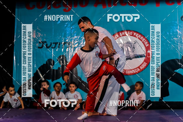 Buy your photos of the eventApresenta��o de Capoeira e Ju Jitsu 2019 on Fotop