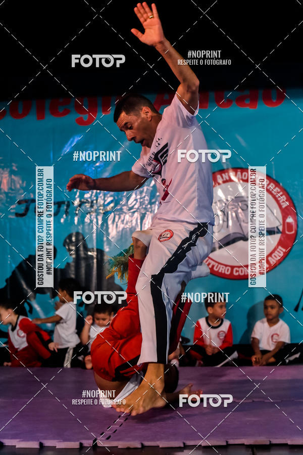 Buy your photos of the eventApresenta��o de Capoeira e Ju Jitsu 2019 on Fotop